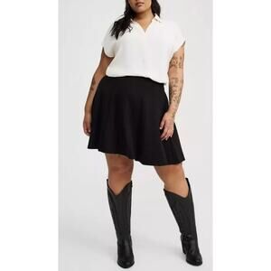 Torrid Mini Pleated Ponte Skater Skirt Sz 18 Grunge Goth Lolita Feminine Rocker